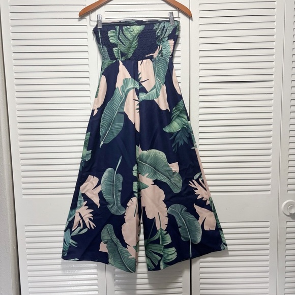 Lulu’s Jumpsuit Navy Green Floral Cropped Strapless Wide Leg Size XS - Picture 7 of 7